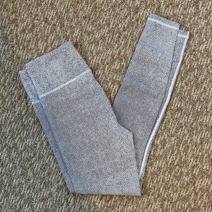 Zyia Racer Light And Tight Hi Rise Leggings black and white 28” medium 6-8 new